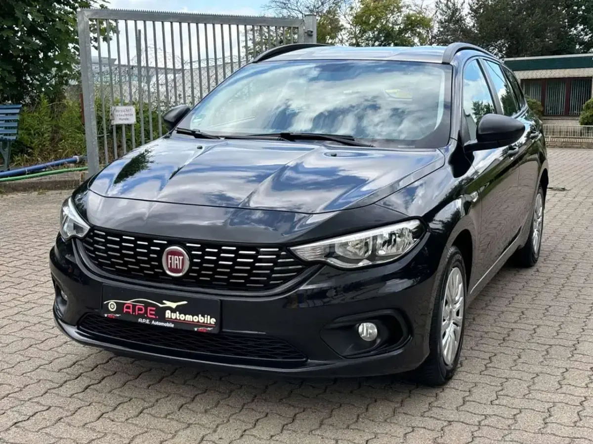 Gebraucht Fiat Tipo Pop 95 PS (69 kW) 2017 Colore esterno (new nero (vr7 Kombi