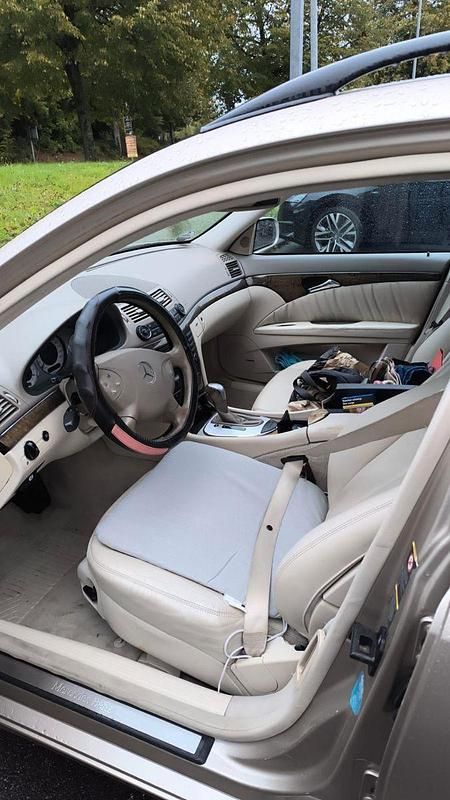 Gebraucht Mercedes 280 177 PS (130 kW) 2005 Beige Kombi