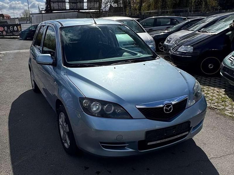 Gebraucht Mazda 2 80 PS (58 kW) 2007 Blau Kleinwagen