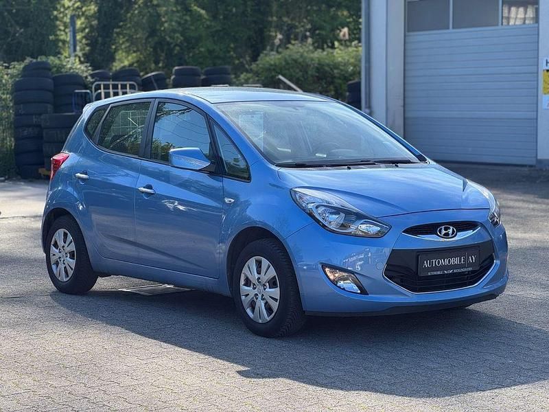 Gebraucht Hyundai ix20 Edition 90 PS (66 kW) 2014 Blau Kleinwagen
