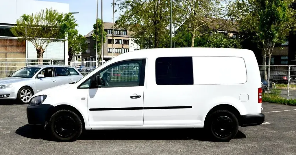 Gebraucht VW Caddy 102 PS (75 kW) 2010 Weiß Van / Kleinbus