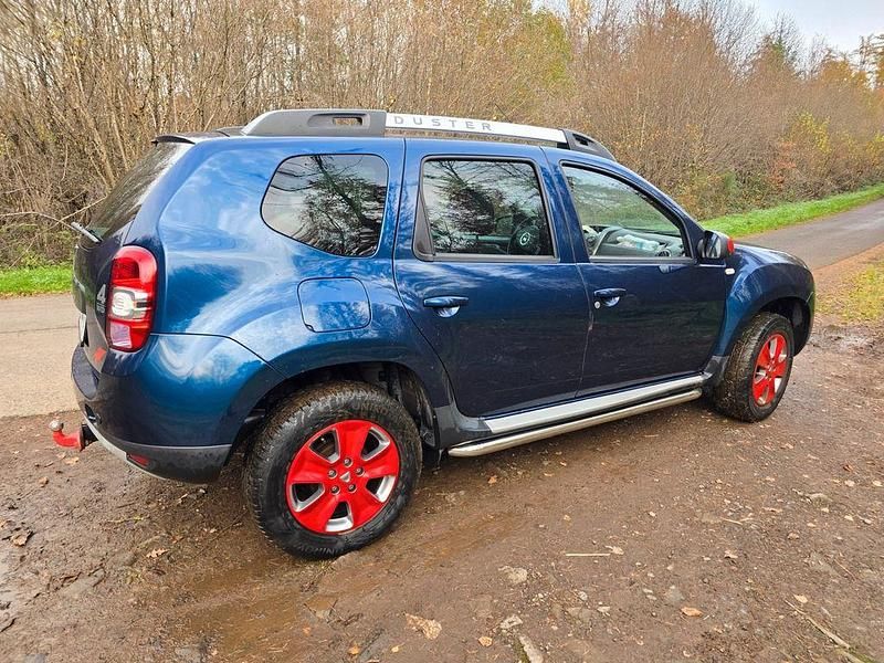 Gebraucht Dacia Duster Prestige 125 PS (91 kW) 2016 Blau SUV