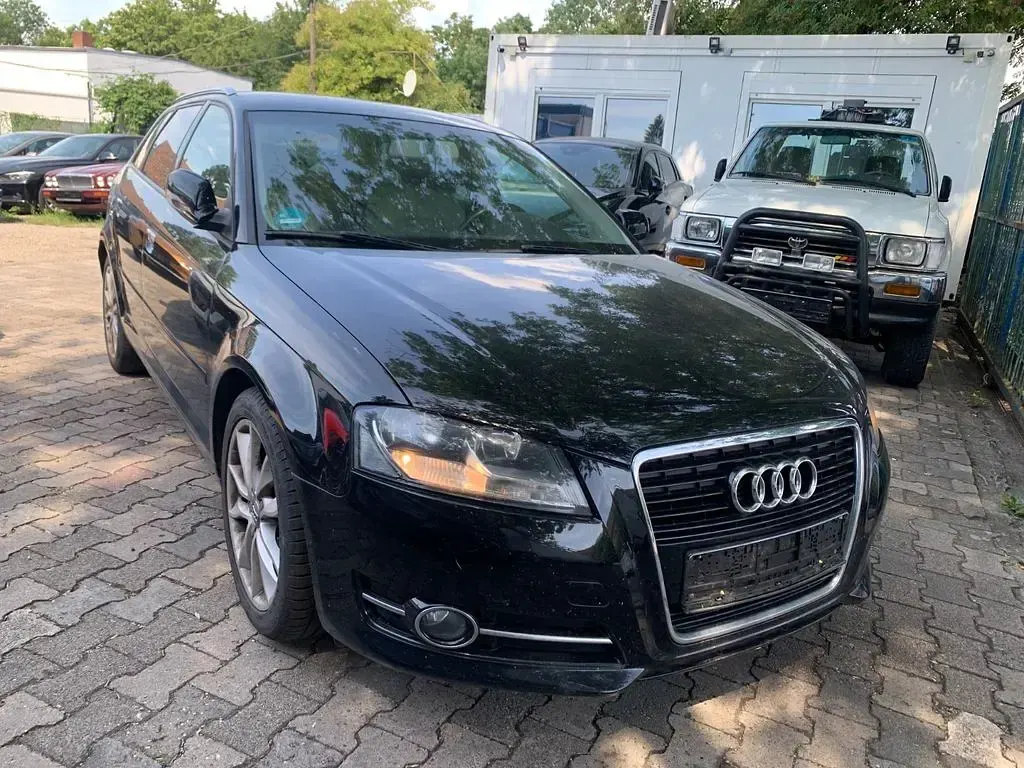 Gebraucht Audi A3 Ambition 160 PS (117 kW) 2011 Schwarz Kleinwagen