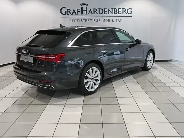 Gebraucht Audi A6 Design 204 PS (150 kW) 2022 Grau Kombi