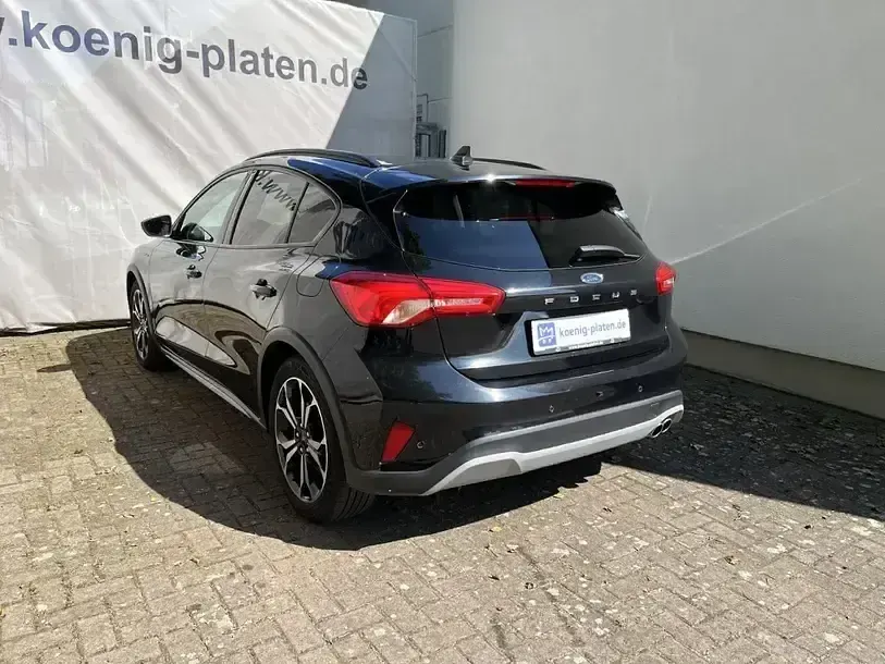 Second-hand Ford Focus Active X 150 CP (110 kW) 2020 Negru Berlinǎ