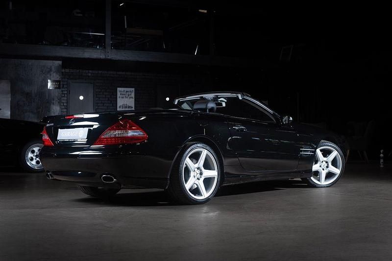 Gebraucht Mercedes SL500 387 PS (284 kW) 2008 Schwarz Cabrio