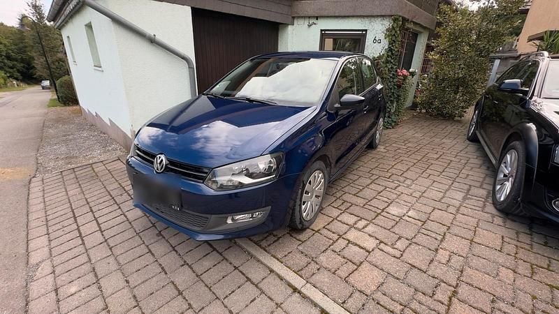 Blau Gebraucht 2011 VW Polo Trendline Kleinwagen | 2.700 € (Fairer Preis) - Bild 1/4
