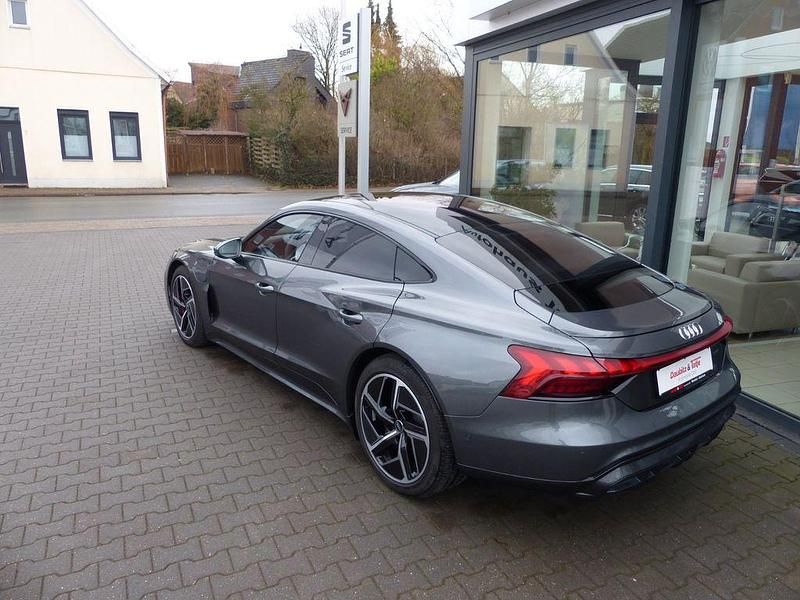 Gebraucht Audi e-tron GT quattro Sport 350 kW (476 PS) 2022 Grau Limousine