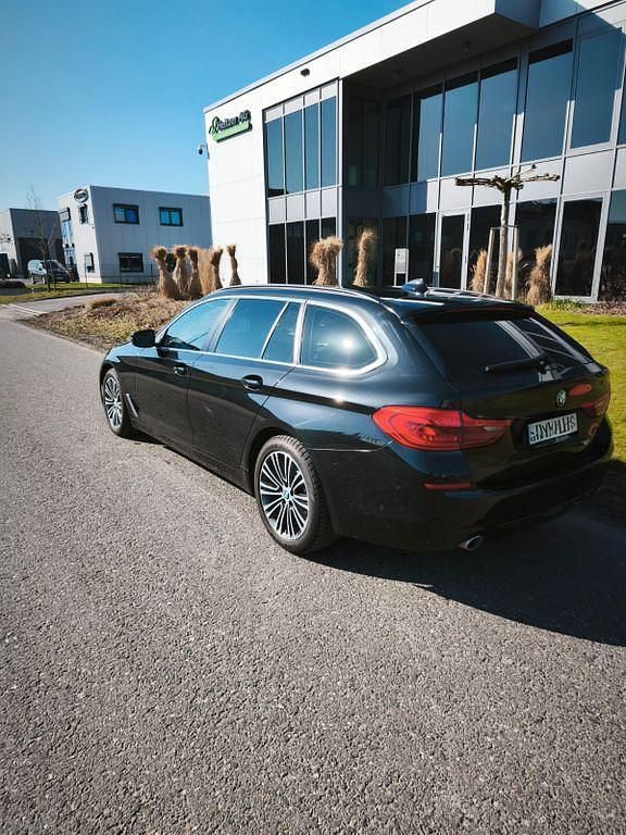 Gebraucht BMW 520 190 PS (139 kW) 2020 Schwarz Kombi