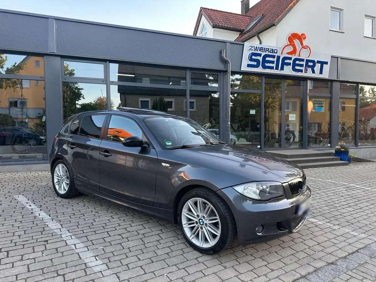 Second-hand BMW 120 177 CP (130 kW) 2007 Gri Hatchback