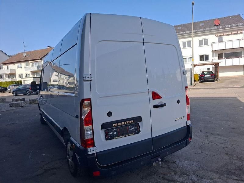 Gebraucht Renault Master 150 PS (110 kW) 2001 Weiß Limousine