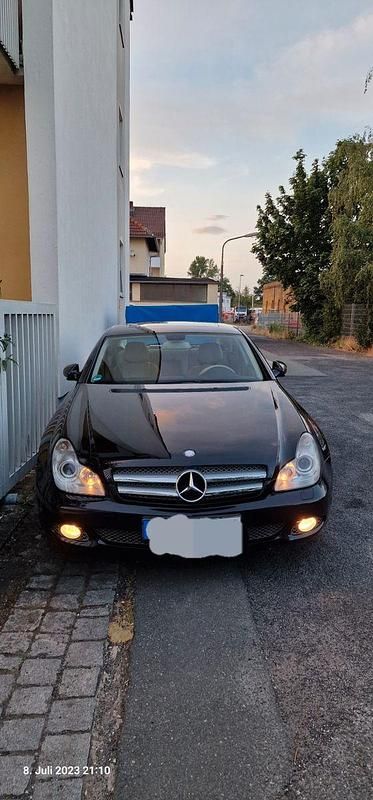 Schwarz Gebraucht 2010 Mercedes CLS350 Coupé | 9.950 € (Fairer Preis) - Bild 1/4