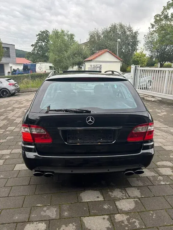 Gebraucht Mercedes E55 AMG AMG 476 PS (350 kW) 2005 Schwarz Limousine