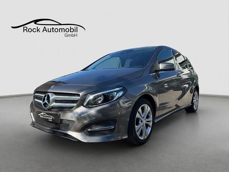 Gebraucht Mercedes B200 Urban 136 PS (100 kW) 2016 Grau Van / Kleinbus