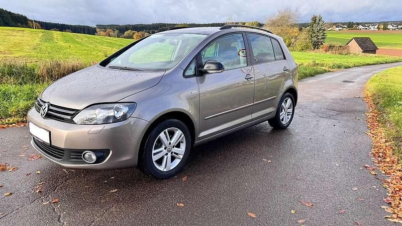 Gebraucht VW Golf VII Match 109 PS (80 kW) 2012 Braun Kleinwagen