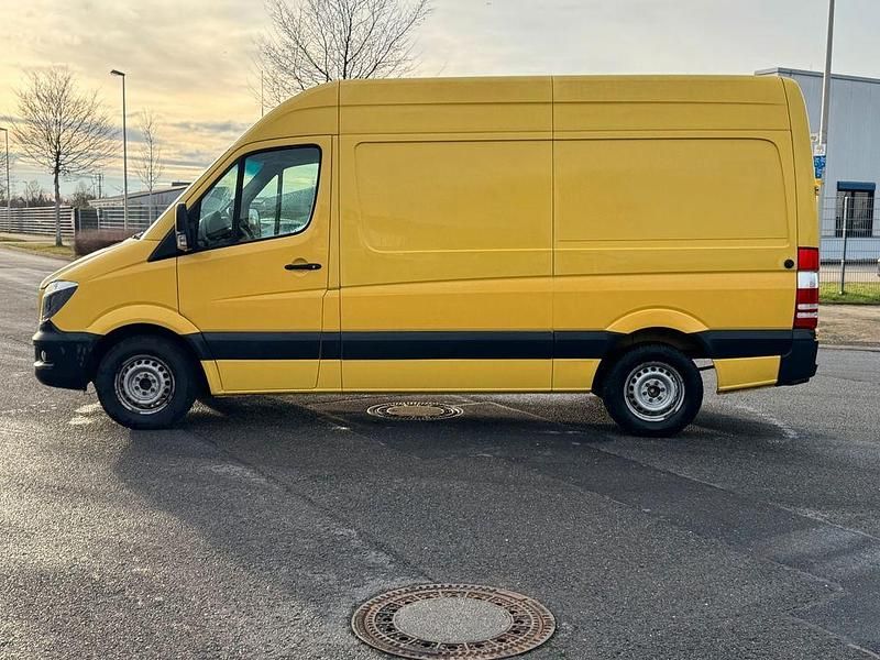 Gebraucht Mercedes Sprinter 163 PS (119 kW) 2018 Gelb Van