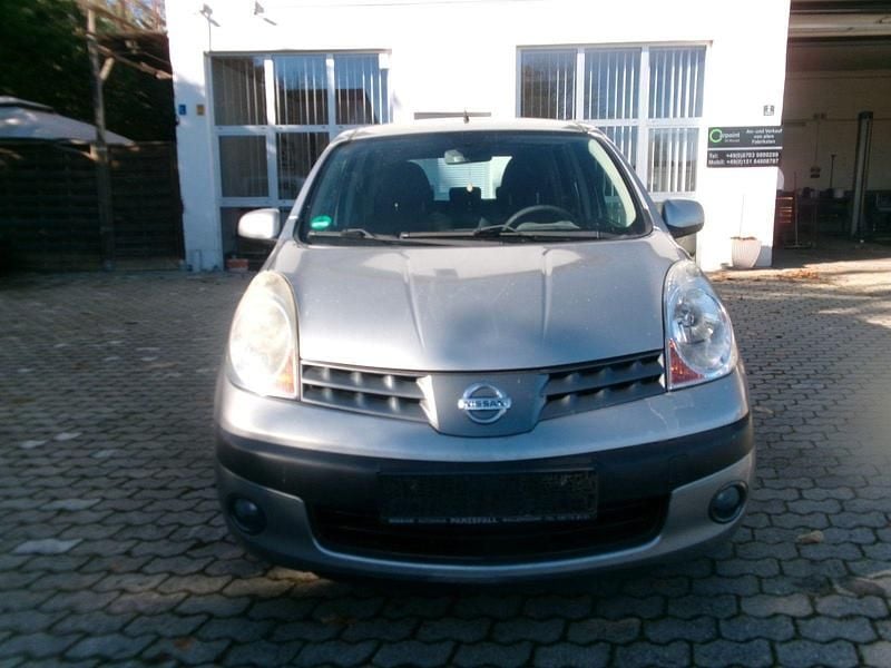 Silber Gebraucht 2006 Nissan Note Acenta Kleinwagen | 990 € (Superpreis) - Bild 1/4