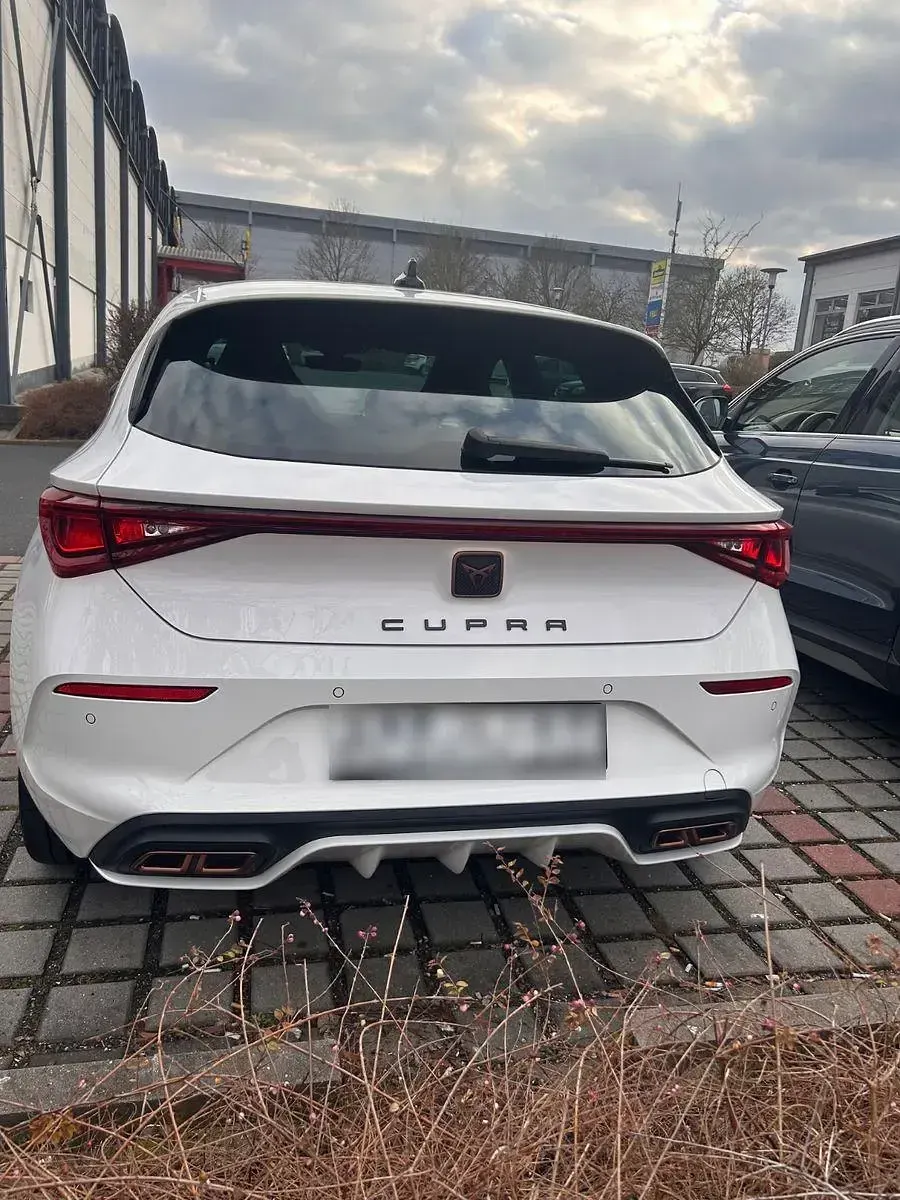 Gebraucht Cupra Leon 245 PS (180 kW) 2021 Schwarz Limousine