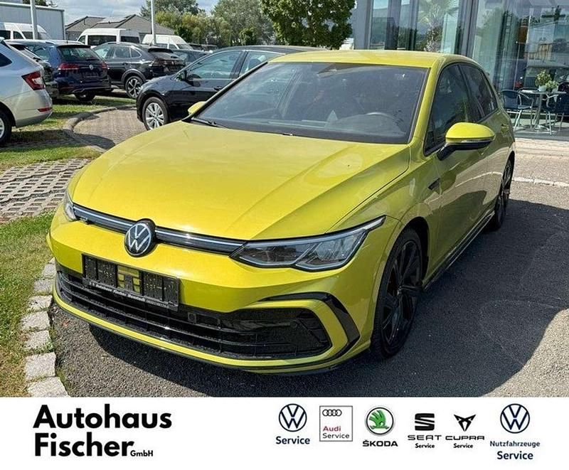 Limonengelb metallic Gebraucht 2023 VW Golf VIII R-line Kleinwagen | 24.390 € (Guter Preis) - Bild 1/4