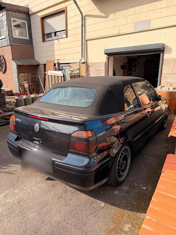 Gebraucht VW Golf Cabriolet 116 PS (85 kW) 2002 Schwarz Cabrio