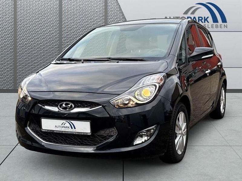 Stone black Gebraucht 2011 Hyundai ix20 Comfort Kleinwagen | 6.890 € (Fairer Preis) - Bild 1/3