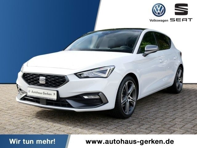 Nevada weiß Gebraucht 2022 Seat Leon FR Limousine | 31.990 € - Bild 1/4