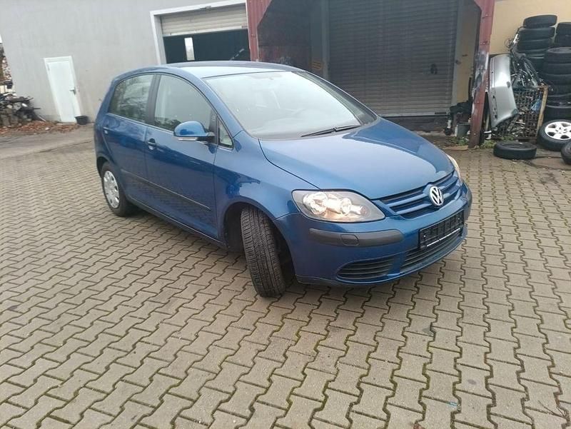Blau Gebraucht 2005 VW Golf Plus Cross Trendline Van / Kleinbus | 2.550 € (Guter Preis) - Bild 1/4