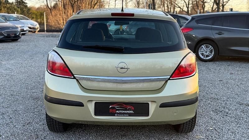 Gebraucht Opel Astra 105 PS (77 kW) 2005 Limousine