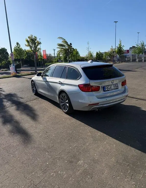 Second-hand BMW 330 258 CP (189 kW) 2014 Argintiu Break