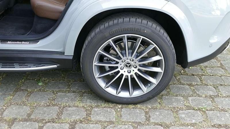 Gebraucht Mercedes GLE450 Advanced Plus 367 PS (269 kW) 2024 Grau SUV