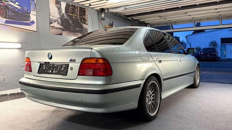 Gebraucht BMW 535 245 PS (180 kW) 1998 Blau Limousine