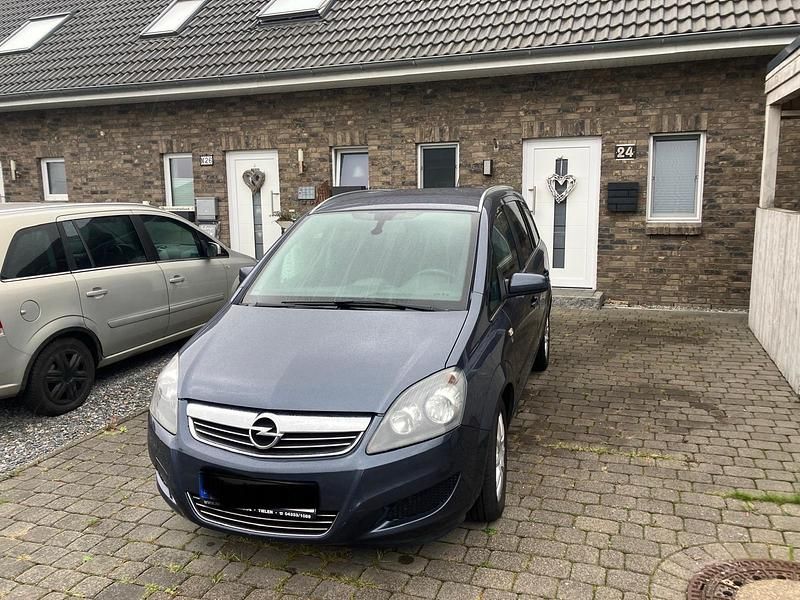 Blau Gebraucht 2010 Opel Zafira Van / Kleinbus | 5.500 € (Teuer) - Bild 1/4