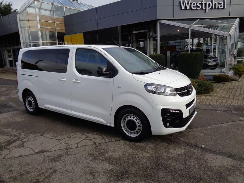 Jade weiß (uni) Gebraucht 2022 Opel Vivaro Van / Kleinbus | 29.900 € - Bild 1/4