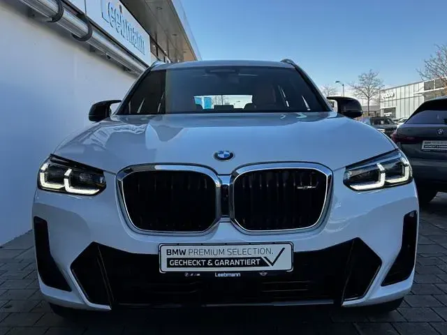 Gebraucht BMW X3 Performance 340 PS (250 kW) 2023 Alpinweiß uni SUV