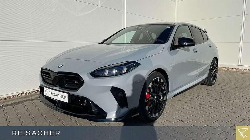 M brooklyn grau metallic Neu 2025 BMW 135 M Sport Kleinwagen | 57.490 € (Teuer) - Bild 1/4