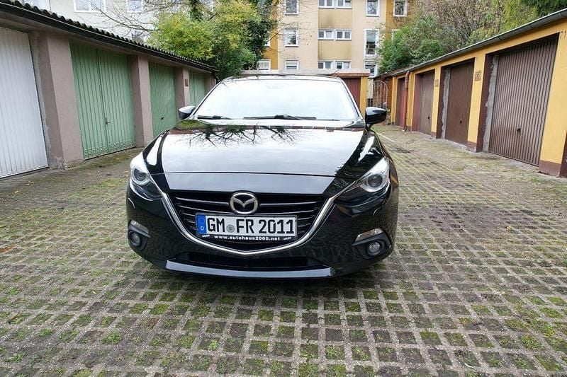 Gebraucht Mazda 3 Sports-Line 120 PS (88 kW) 2014 Schwarz Limousine