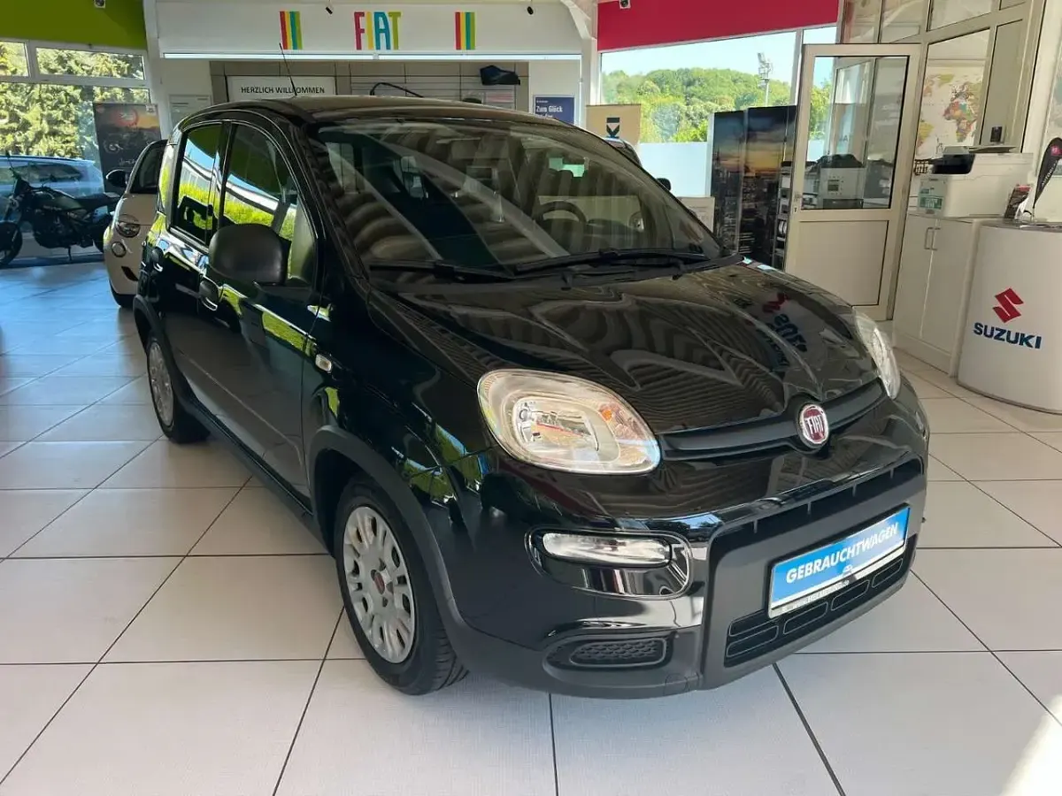 Gebraucht Fiat Panda 69 PS (50 kW) 2024 Cinema schwarz Kleinwagen