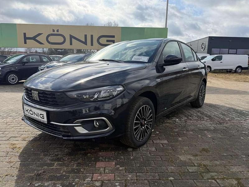 Gebraucht Fiat Tipo Urban 131 PS (96 kW) 2026 Cinema schwarz Limousine