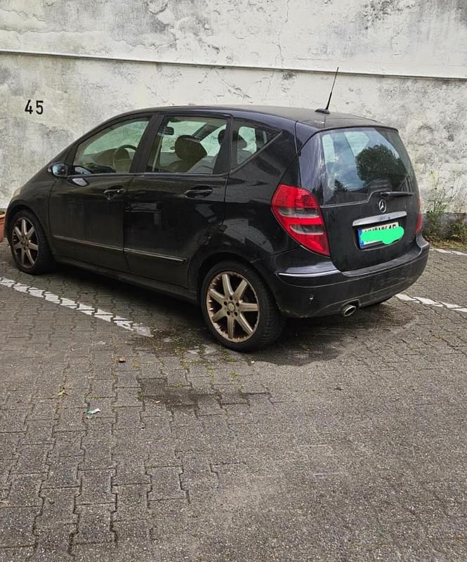 Schwarz Gebraucht 2007 Mercedes A150 Avantgarde Limousine | 650 € (Superpreis) - Bild 1/4