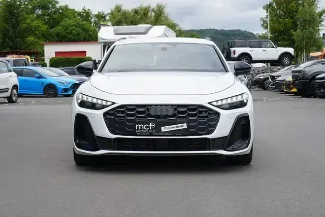 Gebraucht Audi A5 S-Line 204 PS (150 kW) 2025 Weiß Kombi