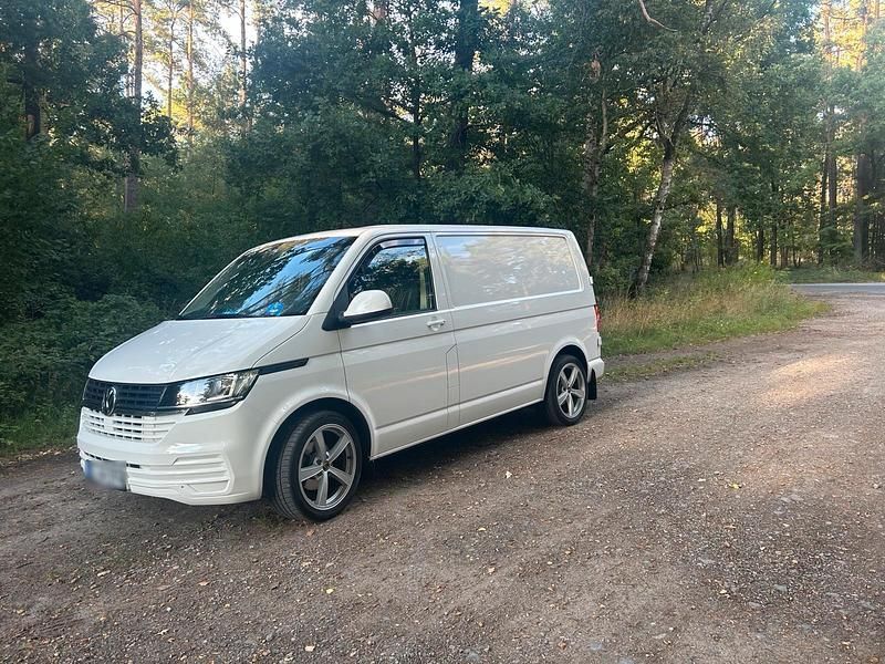 Gebraucht VW Transporter 90 PS (66 kW) 2021 Weiß Van