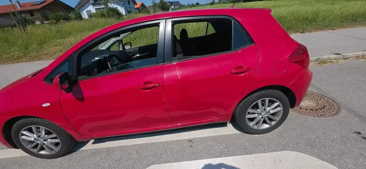 Gebraucht Toyota Auris 126 PS (92 kW) 2009 Kleinwagen