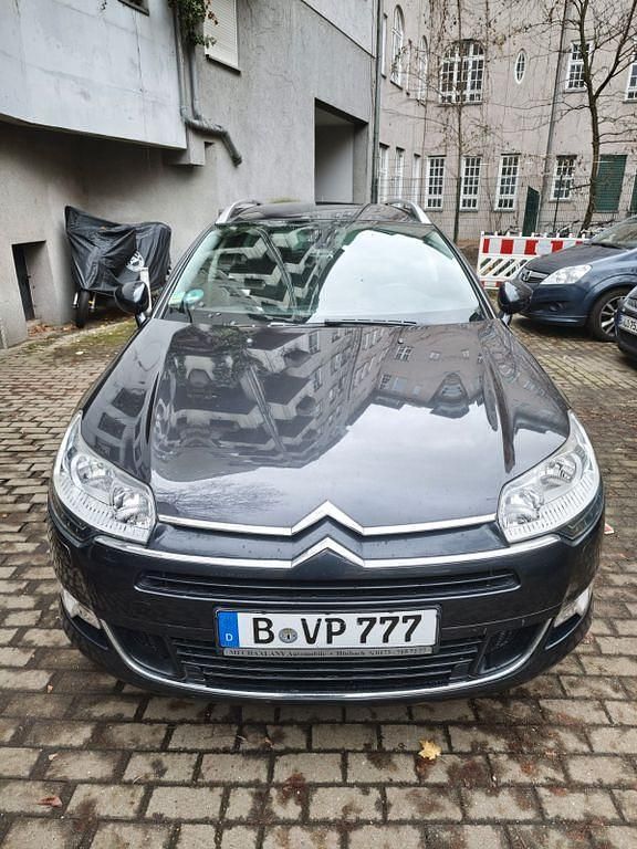 Schwarz Gebraucht 2011 Citroën C5 Kombi | 6.200 € (Fairer Preis) - Bild 1/4