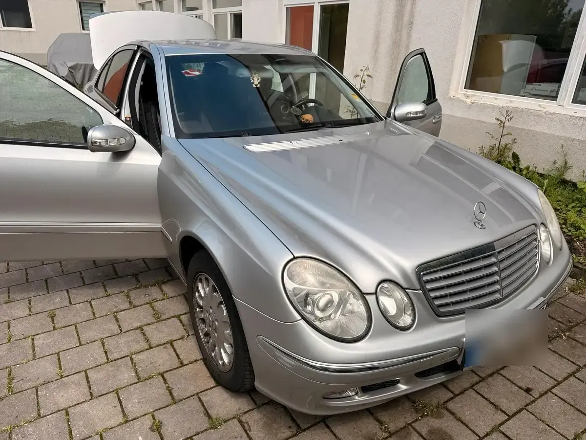Occasion Mercedes E200 Elegance 163 ch (119 kW) 2002 Argent Berline