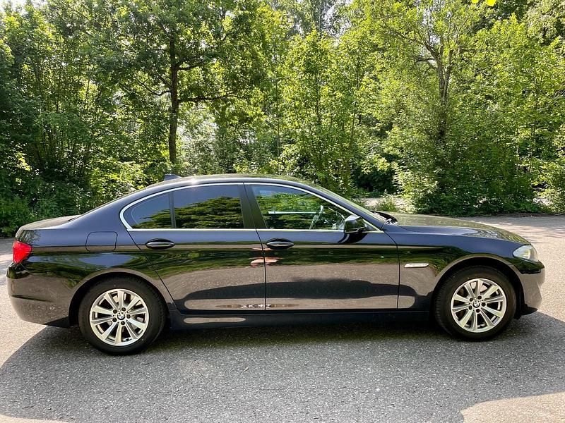 Gebraucht BMW 528 258 PS (189 kW) 2011 Schwarz Limousine