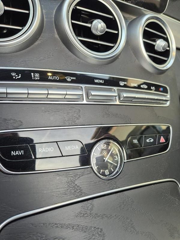 Gebraucht Mercedes C200 AMG line 184 PS (135 kW) 2020 Weiß Cabrio