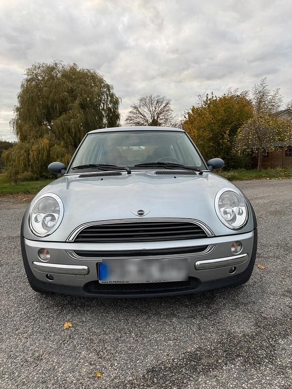 Silber Gebraucht 2002 Mini ONE Kleinwagen | 3.500 € (Etwas zu teuer) - Bild 1/4