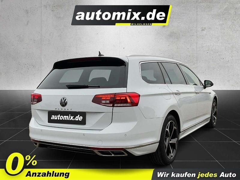 Gebraucht VW Passat Business 150 PS (110 kW) 2023 Gletscherweiß Kombi