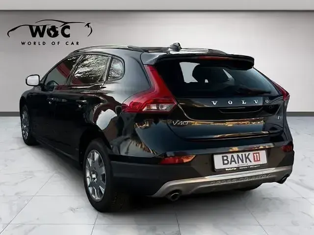 Gebraucht Volvo V40 CC Summum 190 PS (139 kW) 2014 Schwarz Kombi