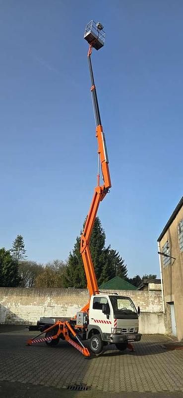 Gebraucht Nissan Cabstar 125 PS (91 kW) 2006 Pickup